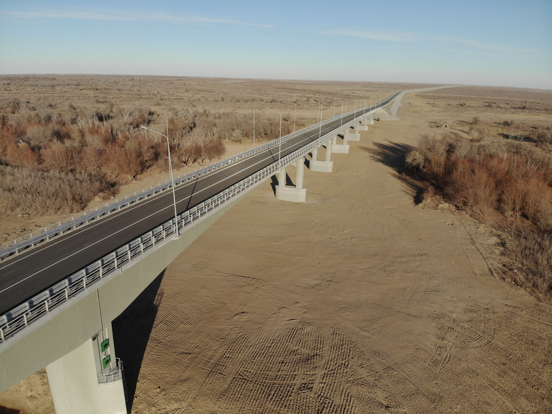 Hydrotrans Engineering → Проектирование моста через реку Урал